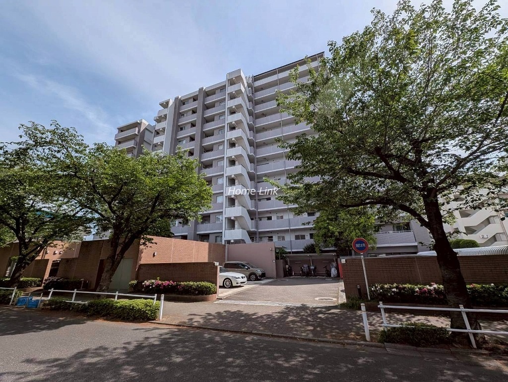 西台パーク・ホームズ　北側からの外観